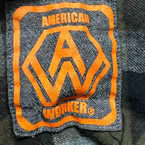 American Worker Flannel Shirt Men Size L Gray Green Buffalo Plaid Button Up - Picture 3 of 8